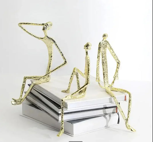 BABBAK'S LTD Metal Character Sculpture – Artistic Home & Office Decor Statue