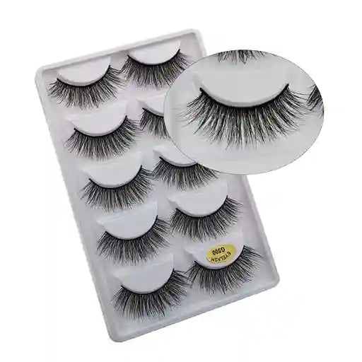 Set of false eyelashes in a packaging case with an inset showing a close-up.