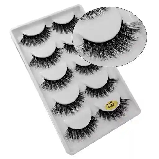 Set of false eyelashes in a white tray with a close-up inset showing individual pairs.