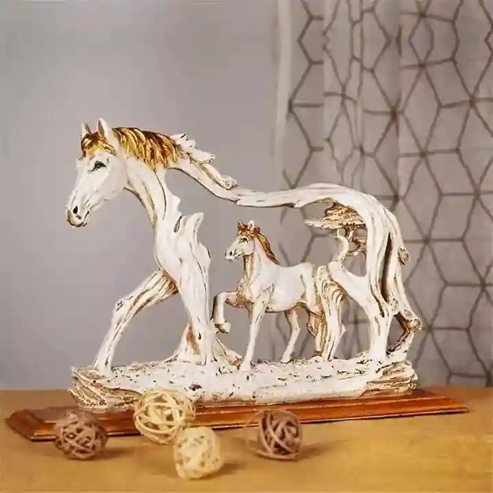 modern horse sculpture decor